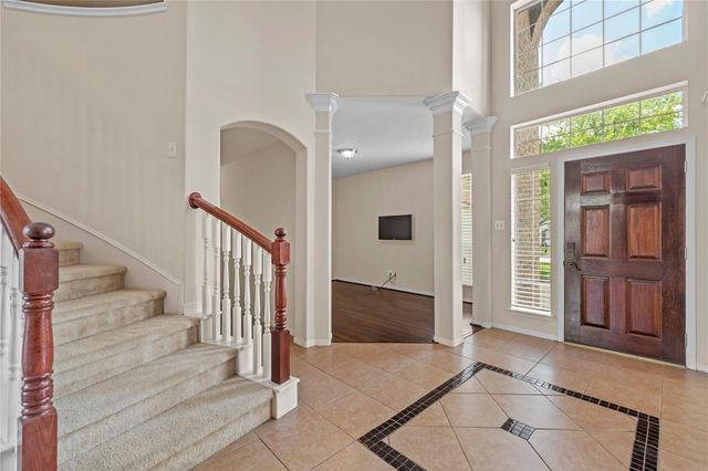 1111 Blue Leaf Drive, Richmond, TX 77469