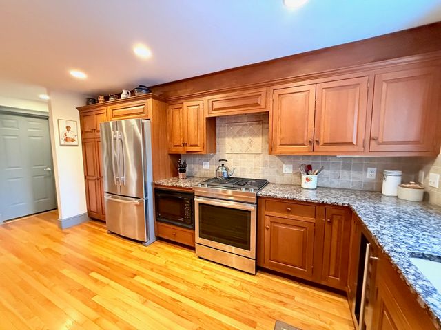 45 Bright Slope Way, Grantham, NH 03753