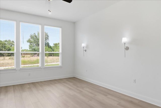 224 Telegraph LN, Georgetown, TX 78633