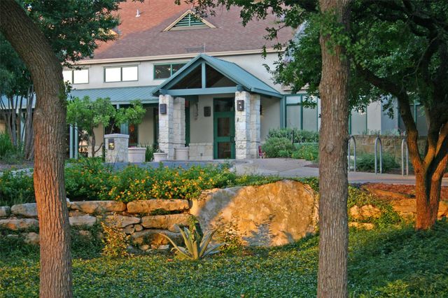 224 Telegraph LN, Georgetown, TX 78633