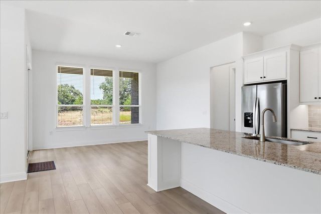 224 Telegraph LN, Georgetown, TX 78633