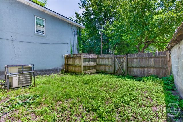 1127 E Bolton Street, Savannah, GA 31404