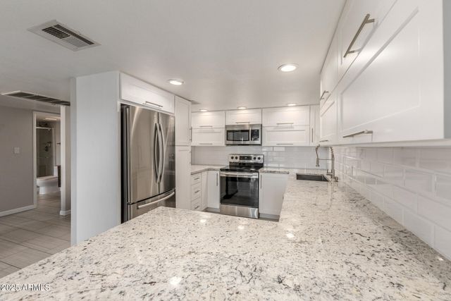 7940 E CAMELBACK Road 307, Scottsdale, AZ 85251