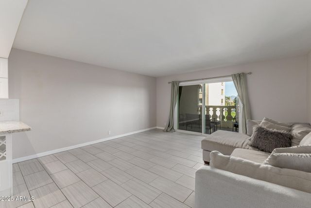 7940 E CAMELBACK Road 307, Scottsdale, AZ 85251