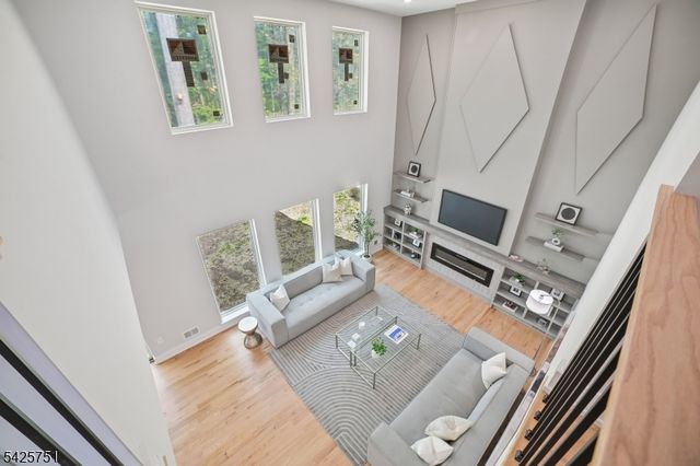 136 Irwin St, Springfield Twp., NJ 07081