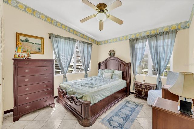 110 FREIRE CALLE RUBI, Cidra, PR 00739