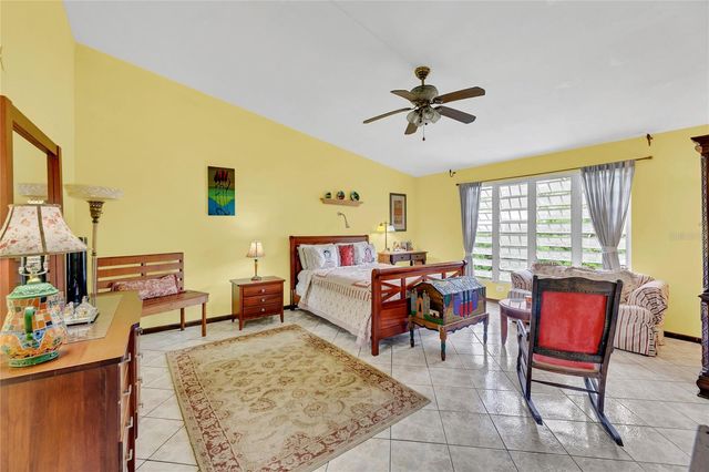 110 FREIRE CALLE RUBI, Cidra, PR 00739