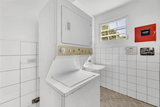 110 FREIRE CALLE RUBI, Cidra, PR 00739