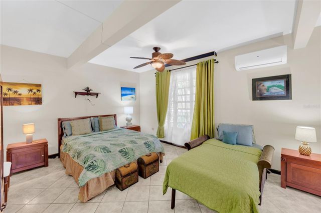 110 FREIRE CALLE RUBI, Cidra, PR 00739