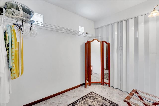 110 FREIRE CALLE RUBI, Cidra, PR 00739