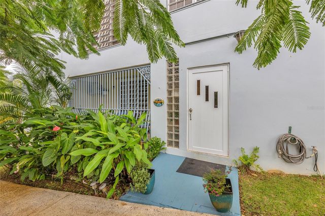 110 FREIRE CALLE RUBI, Cidra, PR 00739