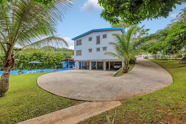 110 FREIRE CALLE RUBI, Cidra, PR 00739