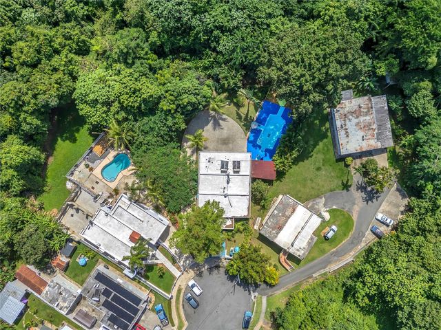 110 FREIRE CALLE RUBI, Cidra, PR 00739