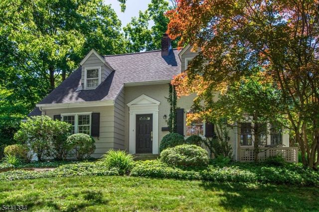 50 Parkview Ter, Summit City, NJ 07901