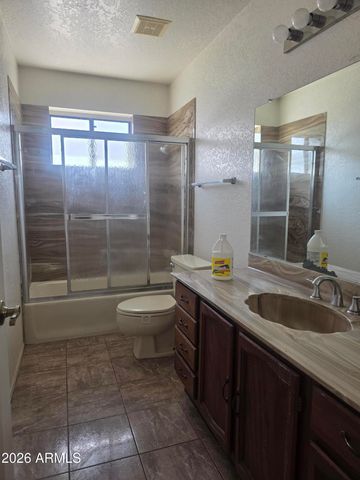 2409 E Jensen Street, Mesa, AZ 85213