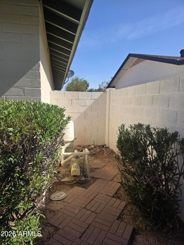 2409 E Jensen Street, Mesa, AZ 85213
