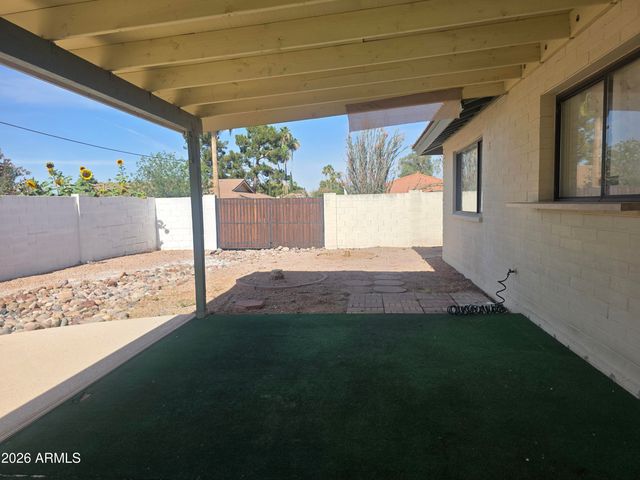 2409 E Jensen Street, Mesa, AZ 85213