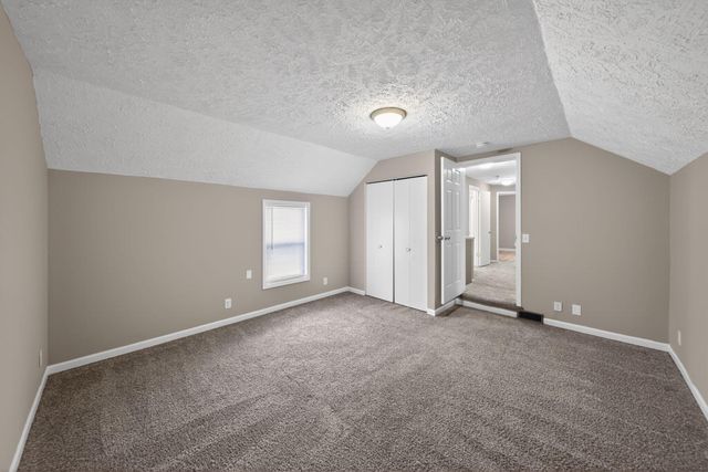 2220 8TH Avenue, Council Bluffs, IA 51501