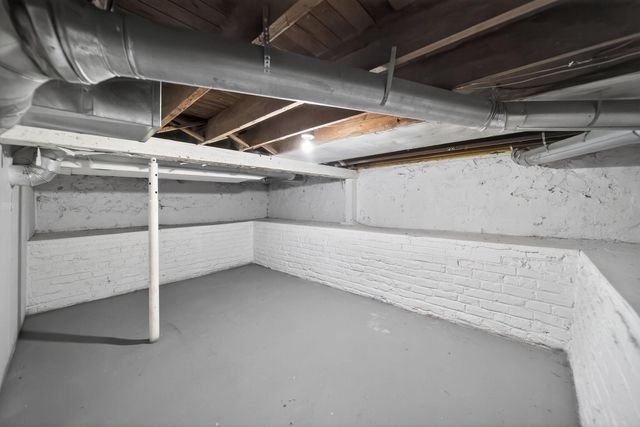 2220 8TH Avenue, Council Bluffs, IA 51501