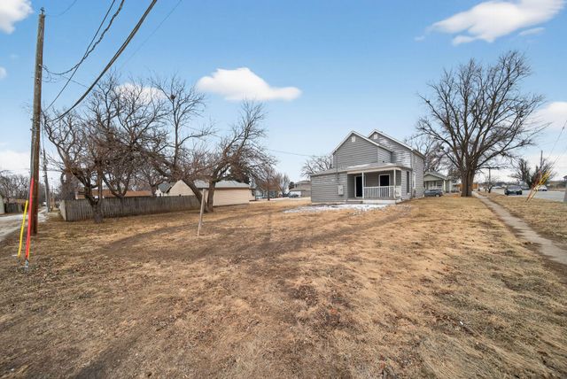 2220 8TH Avenue, Council Bluffs, IA 51501