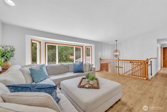 10711 90th Street NE, Lake Stevens, WA 98258