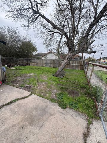 1601 15th St, Corpus Christi, TX 78404