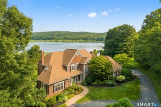 323 River Road, Deep River, CT 06417