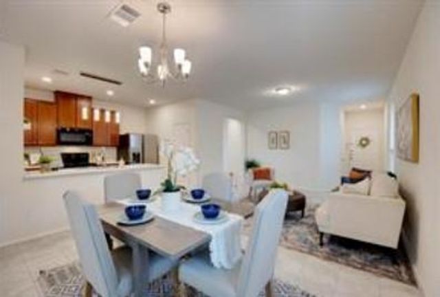 2950 Old settlers BLVD 4, Round Rock, TX 78665