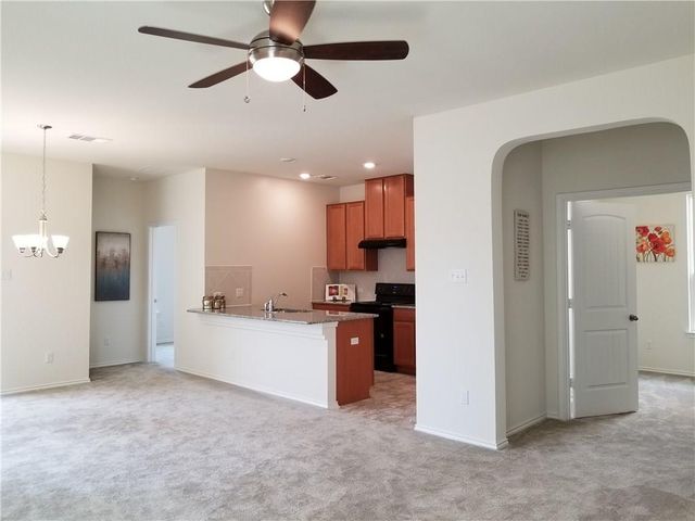 2950 Old settlers BLVD 4, Round Rock, TX 78665