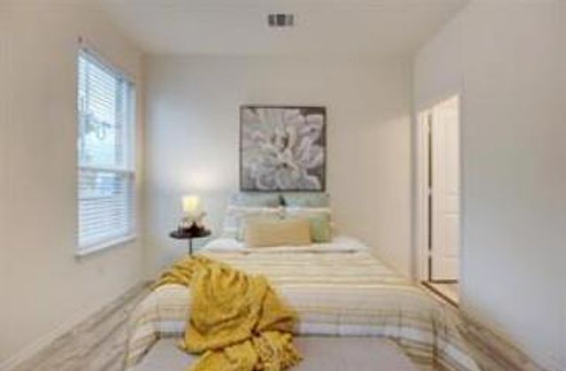 2950 Old settlers BLVD 4, Round Rock, TX 78665