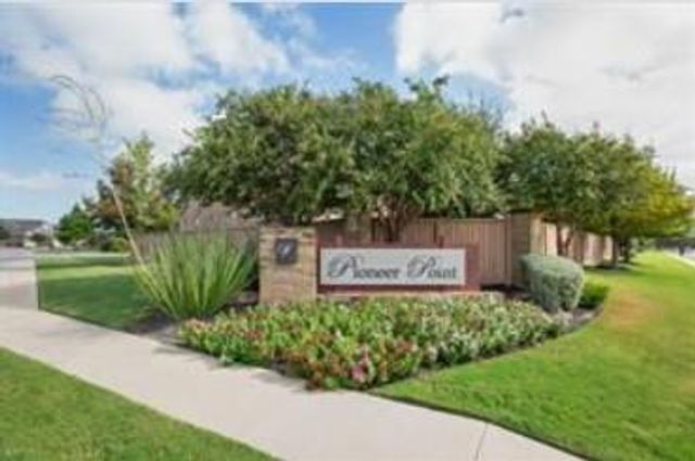 2950 Old settlers BLVD 4, Round Rock, TX 78665
