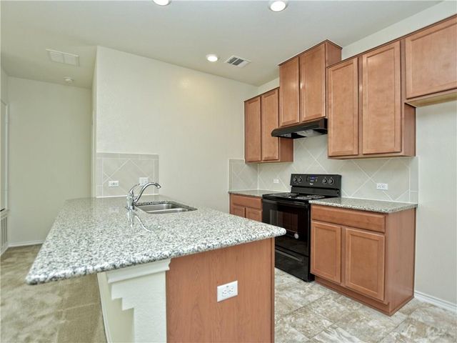 2950 Old settlers BLVD 4, Round Rock, TX 78665