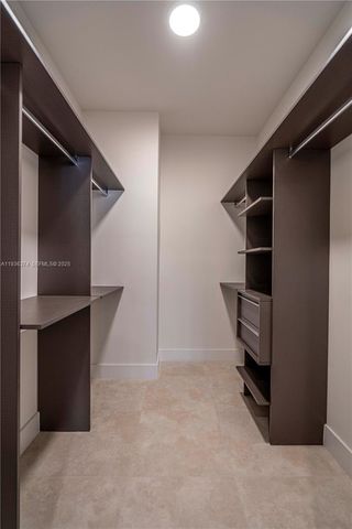 1091 Galiano St 406, Coral Gables, FL 33134