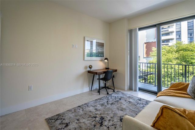 1091 Galiano St 406, Coral Gables, FL 33134