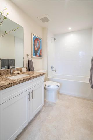 1091 Galiano St 406, Coral Gables, FL 33134