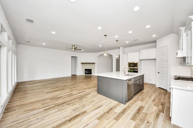 2719 Country Lane, Katy, TX 77493