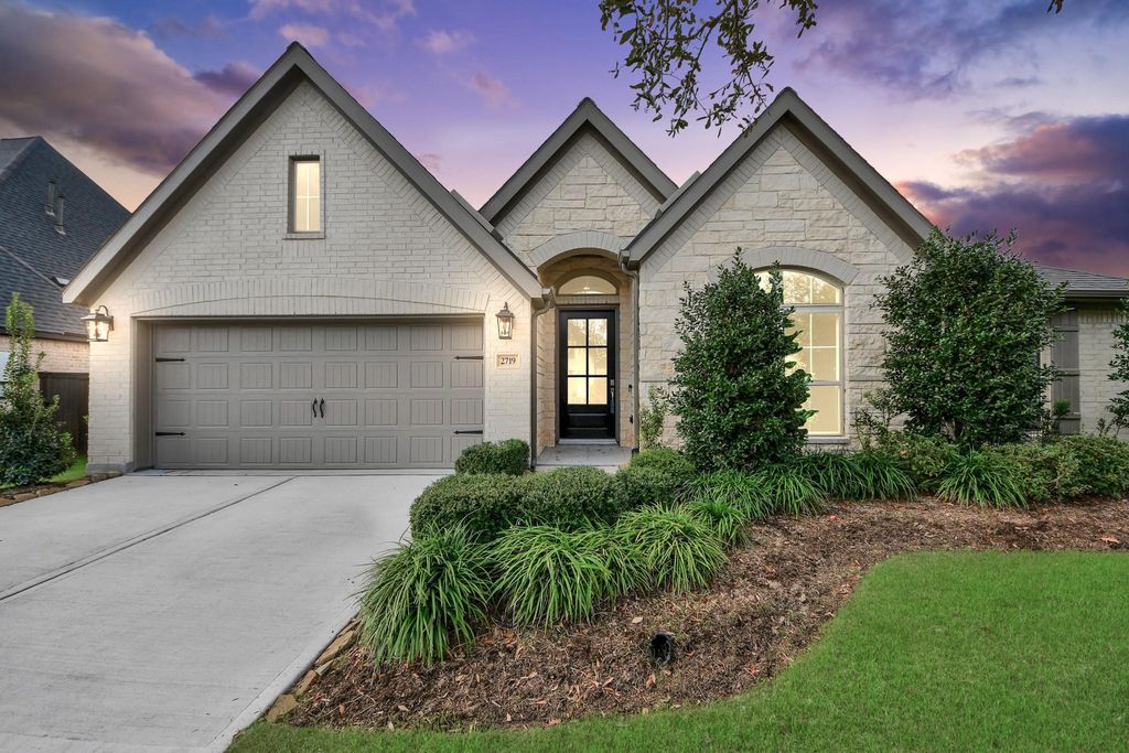 2719 Country Lane, Katy, TX 77493