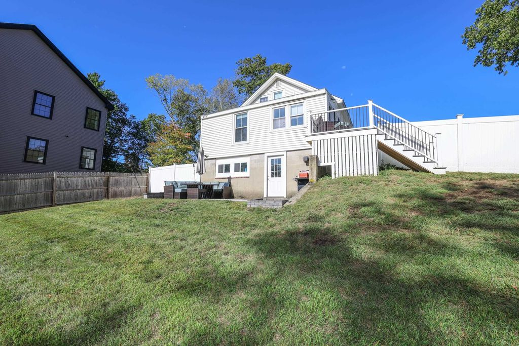 Image 5 of property listing at 236 Drakeside Road, Hampton, NH 03842