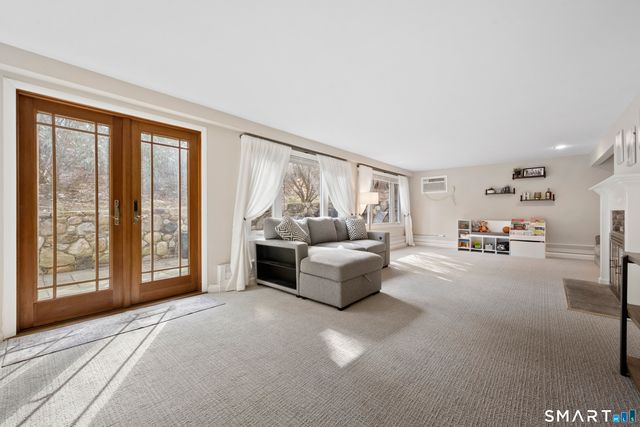 130 Wood Ridge Drive, Stamford, CT 06905