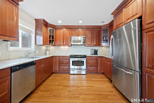 130 Wood Ridge Drive, Stamford, CT 06905