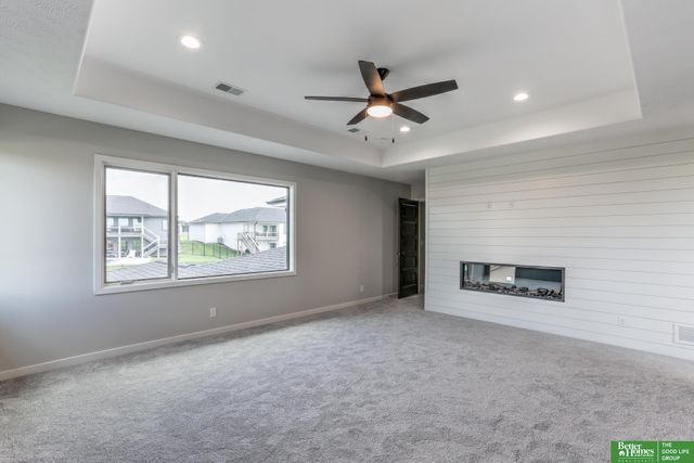 5409 N 197th Street, Elkhorn, NE 68022