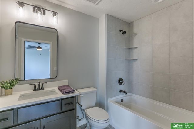 5409 N 197th Street, Elkhorn, NE 68022