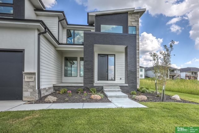 5409 N 197th Street, Elkhorn, NE 68022