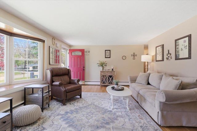 24 Souhegan Drive, Merrimack, NH 03054