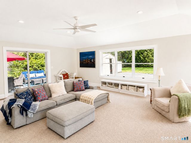 6 Hillsdale Avenue, Ridgefield, CT 06877