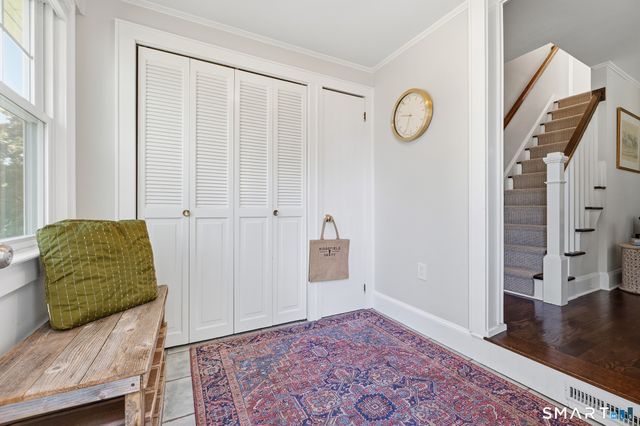 6 Hillsdale Avenue, Ridgefield, CT 06877