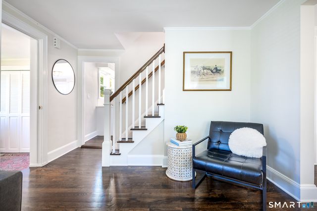 6 Hillsdale Avenue, Ridgefield, CT 06877
