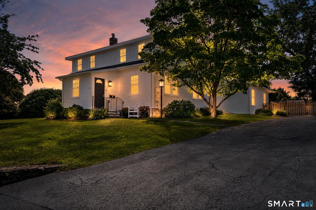 6 Hillsdale Avenue, Ridgefield, CT 06877