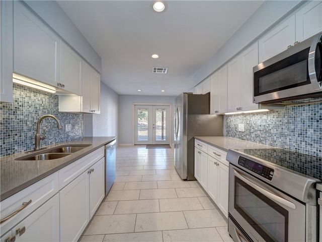 630 S Lamont, Aransas Pass, TX 78336