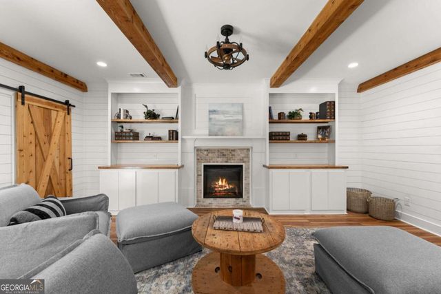 189 Peace Valley Road, Dahlonega, GA 30533